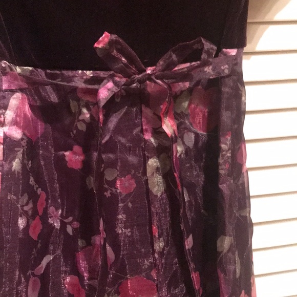 Girls holiday dress - Picture 5 of 6